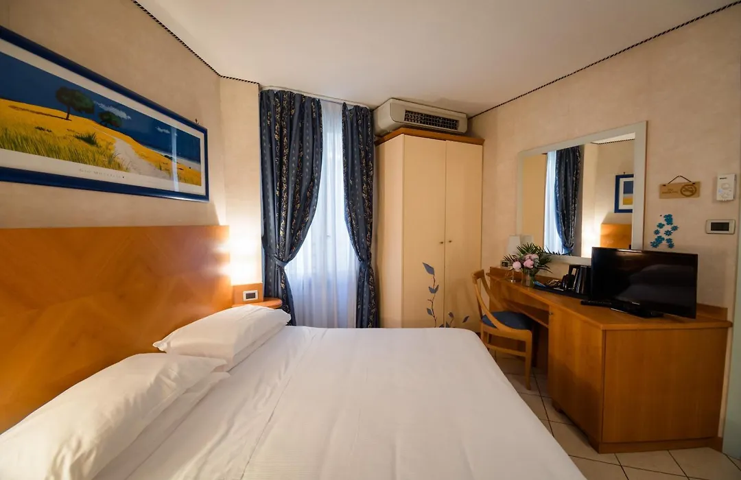 Hotel Centrale-1
